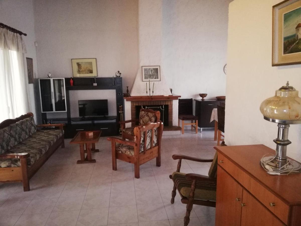 Sunhouse Vrachati Luaran gambar