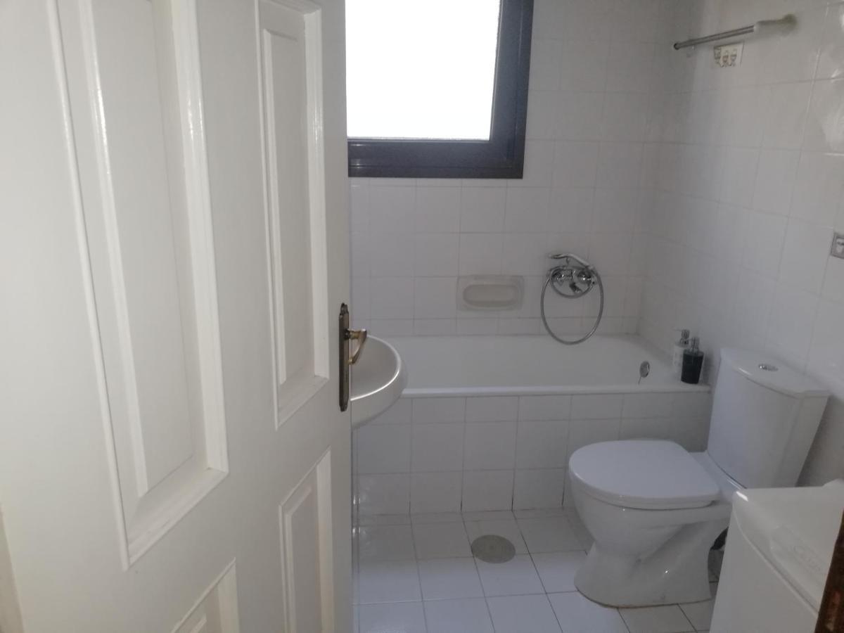 Sunhouse Vrachati Luaran gambar