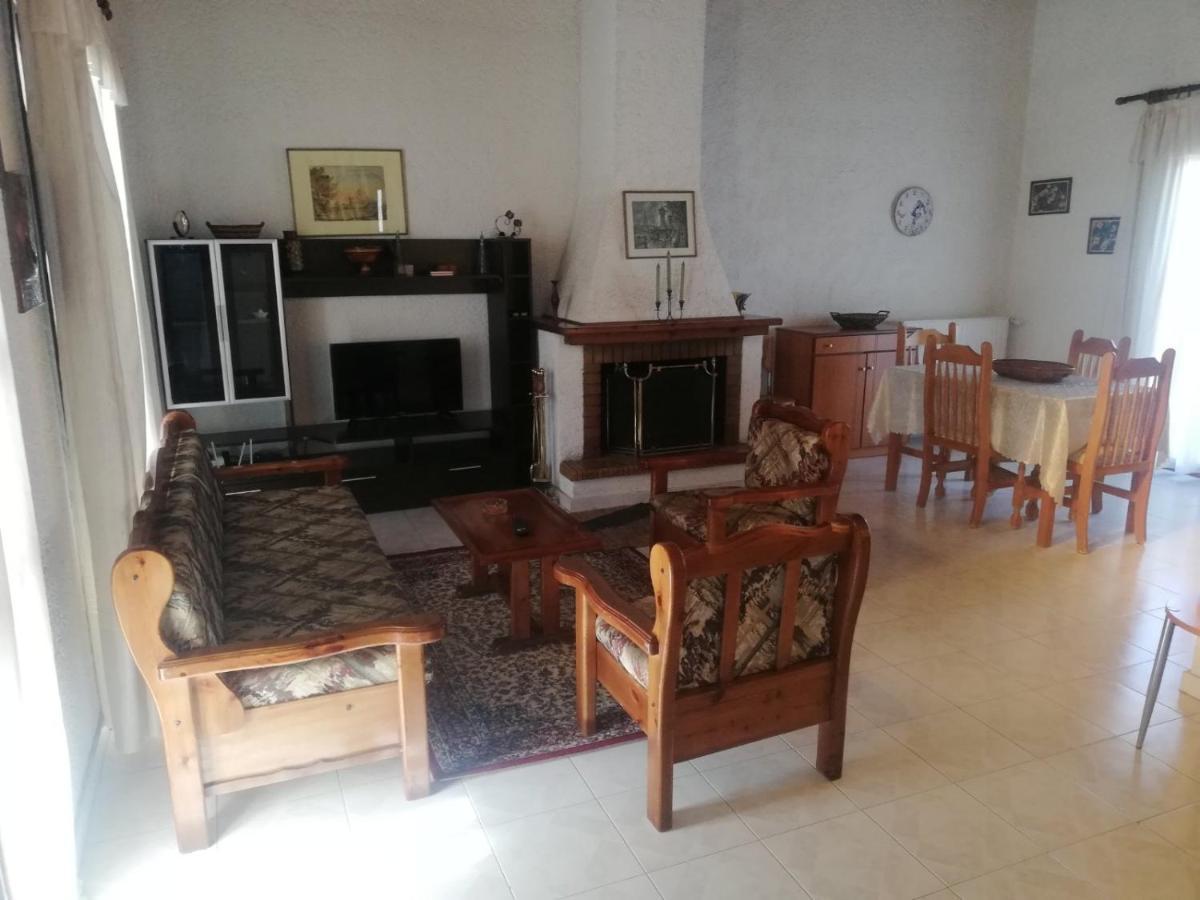 Sunhouse Vrachati Luaran gambar