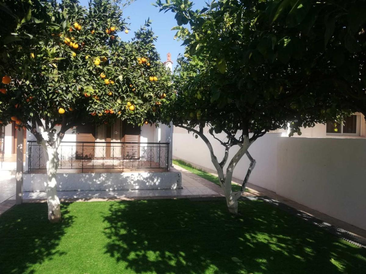 Sunhouse Vrachati Luaran gambar