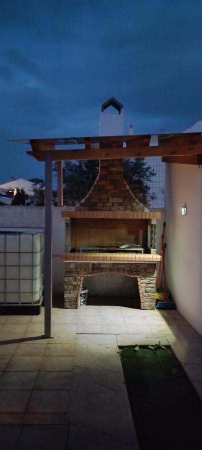 Sunhouse Vrachati Luaran gambar