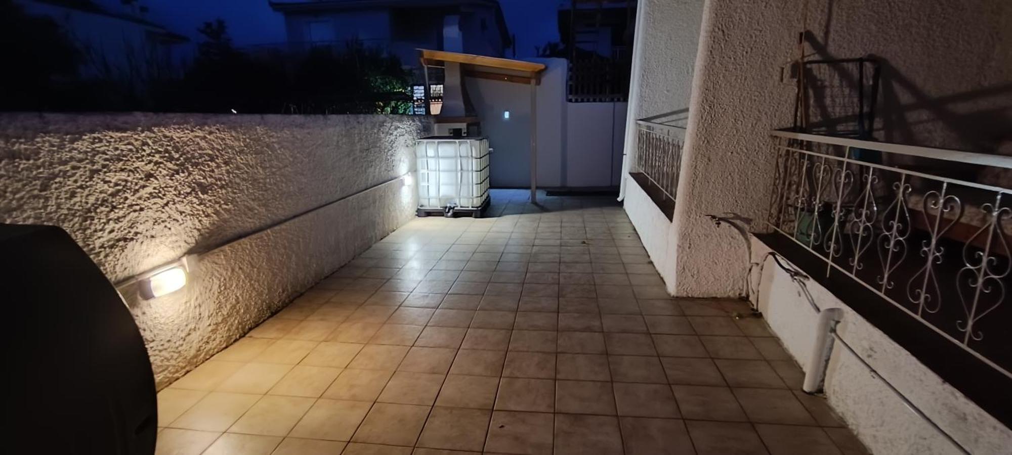 Sunhouse Vrachati Bilik gambar